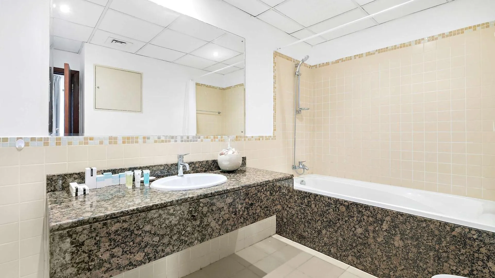 Silkhaus Just Furnished 1Bdr In Jbr Near The Beach Dubai
